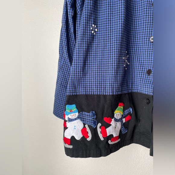 Vintage winter snowman / snowflake button up - Picture 4 of 6